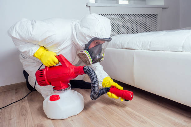 Best Commercial Pest Control Services  in Seven Lakes, NC